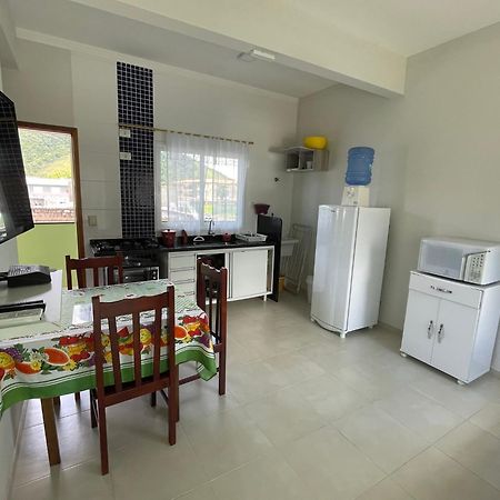 Js Aptos Ubatuba Esterno foto